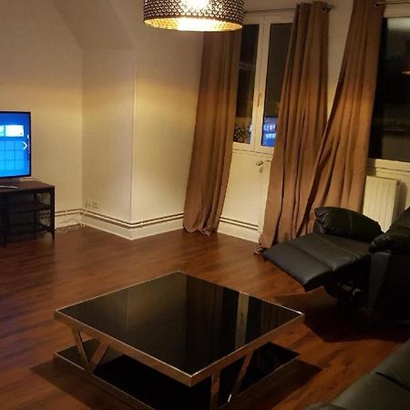 Bel Appartement En Plein Coeur De Ville Le Creusot Bagian luar foto