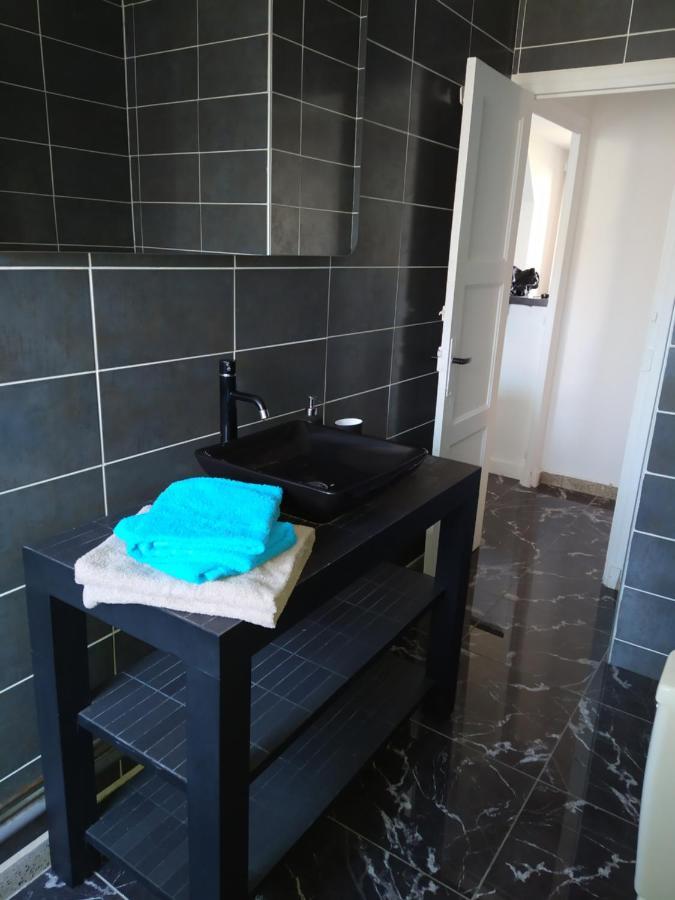 Bel Appartement En Plein Coeur De Ville Le Creusot Bagian luar foto