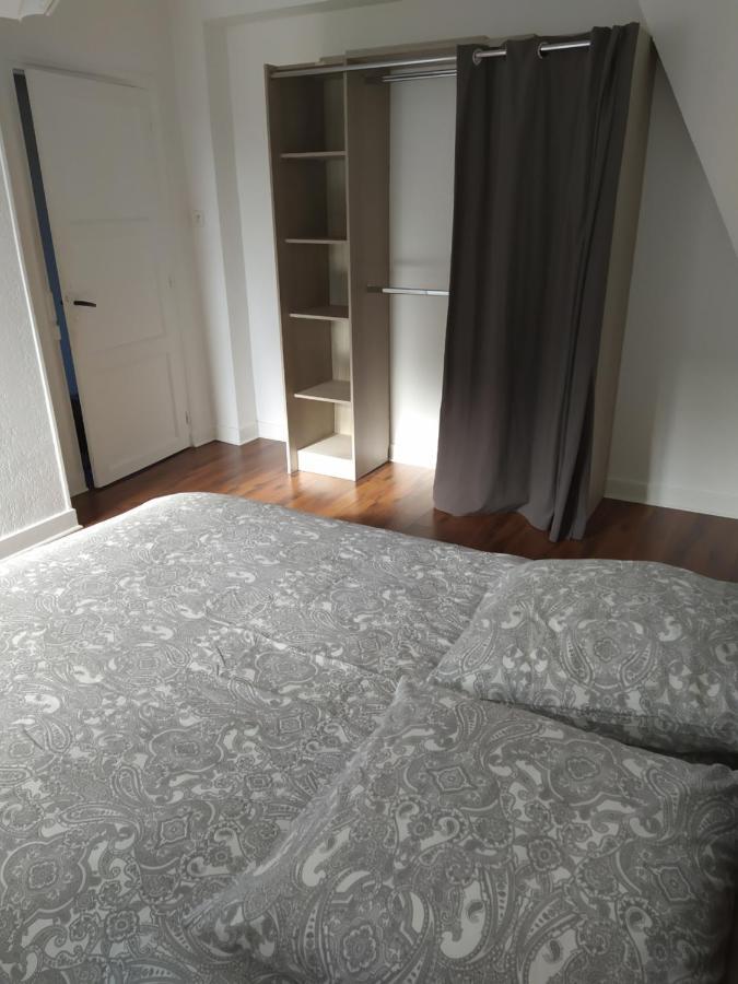 Bel Appartement En Plein Coeur De Ville Le Creusot Bagian luar foto